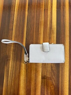 Coach Wristlet Wallet in Light Pink